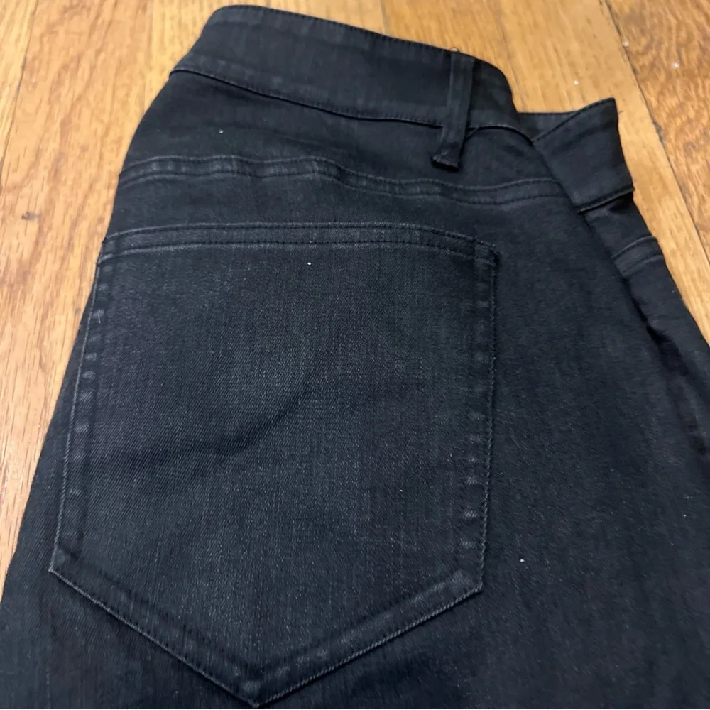 Eileen Fisher Skinny Jeans Organic Cotton Black Coated Size 2 Straight Leg - Picture 6 of 8
